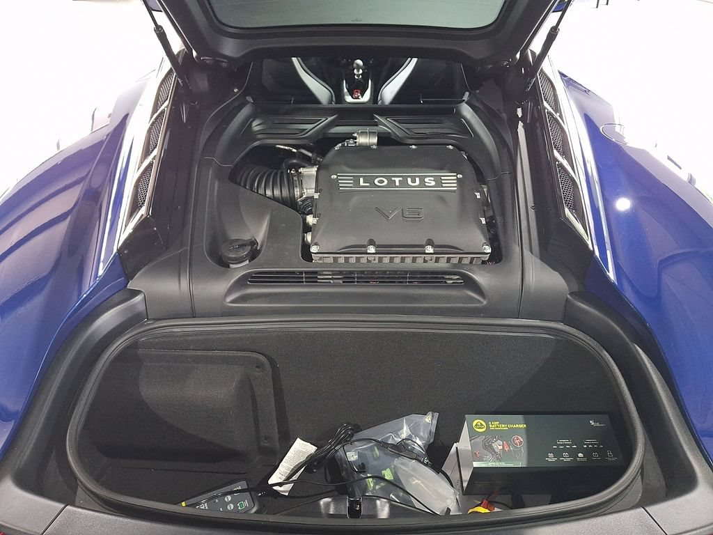 Used 2026 Lotus Emira RWD image 27