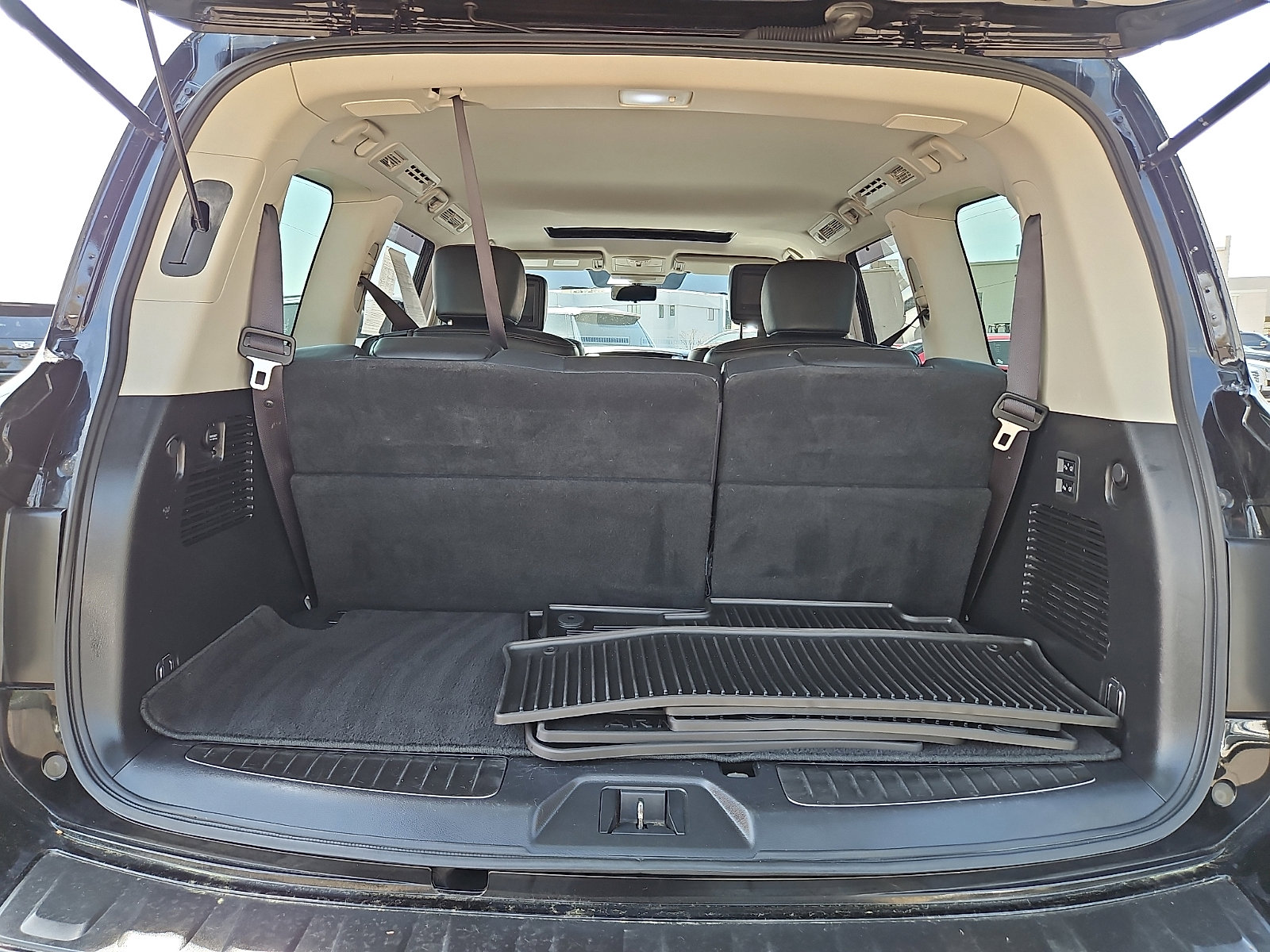 Used 2018 Nissan Armada Platinum w/ Captain Seat Package AWD/4WD image 31