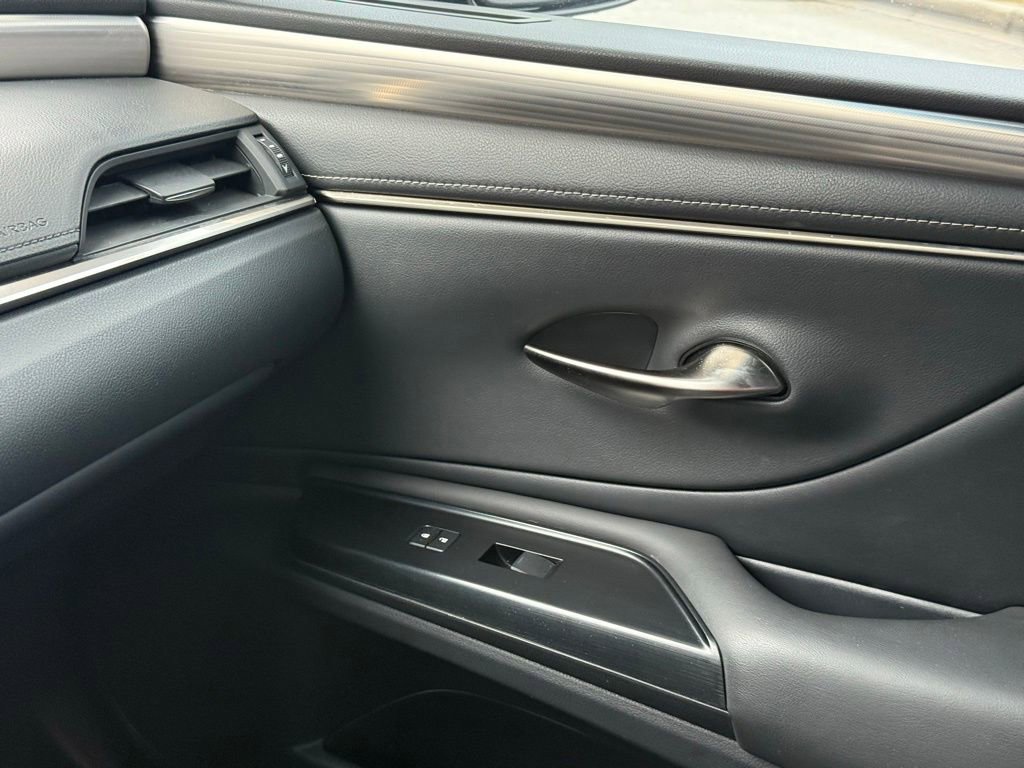 Certified 2020 Lexus ES 350 F Sport w/ Accessory Package 2 image 39