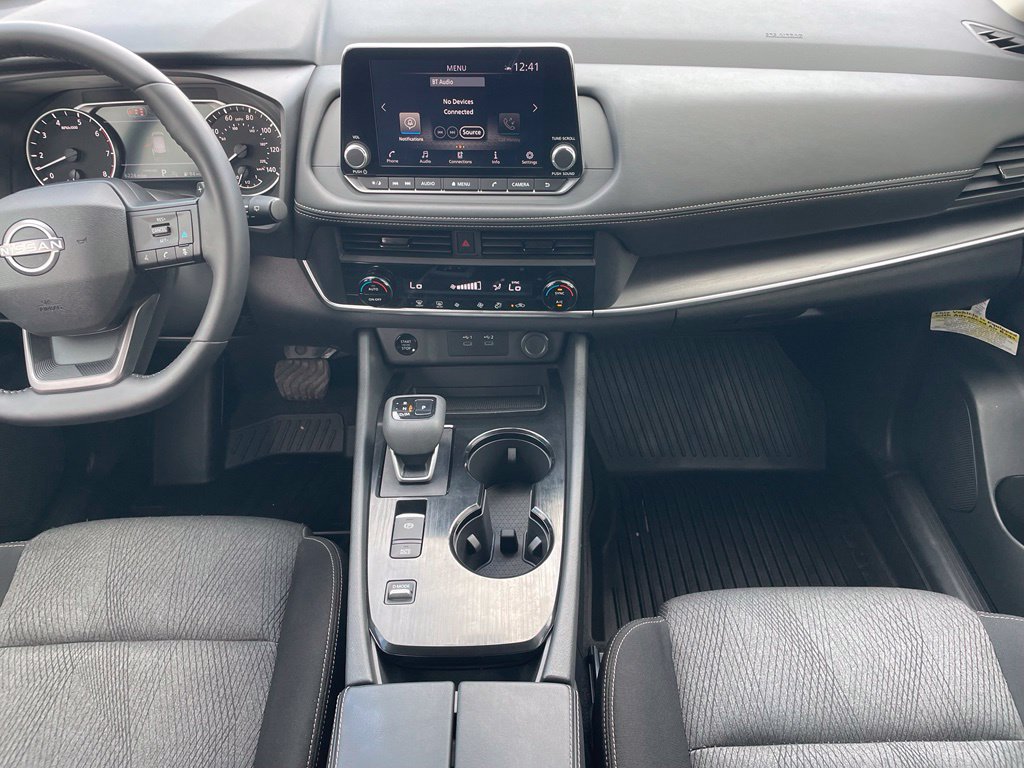 Certified 2026 Nissan Rogue SV FWD image 15