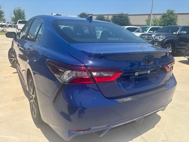 Used 2023 Toyota Camry SE w/ Audio Upgrade Package AWD/4WD image 4