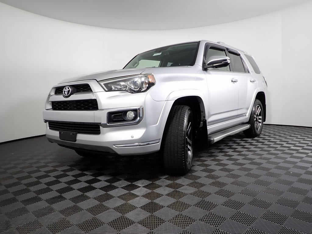 Used 2014 Toyota 4Runner Limited image 12