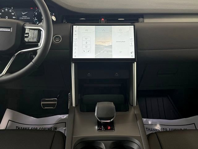 New 2025 Land Rover Discovery Sport Dynamic SE AWD/4WD image 24