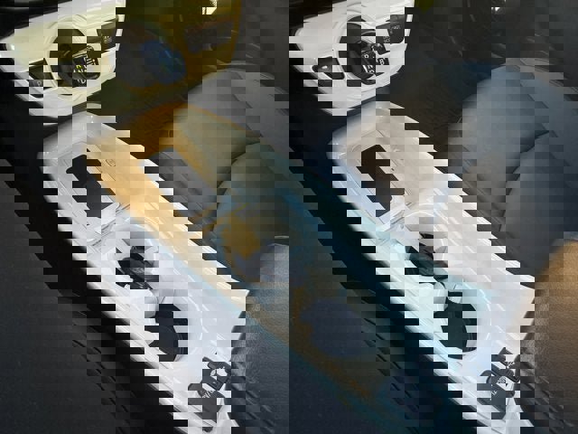 Used 2016 Toyota Prius Three Touring image 26