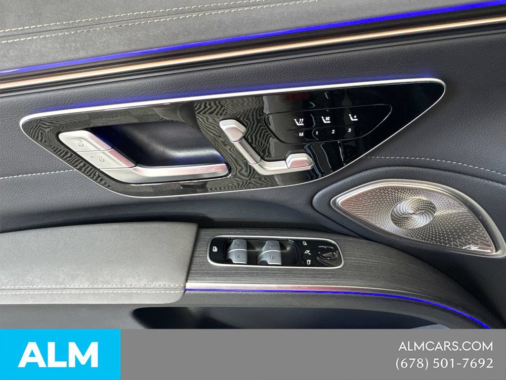 Used 2022 Mercedes-Benz EQS 580 4MATIC Sedan image 13