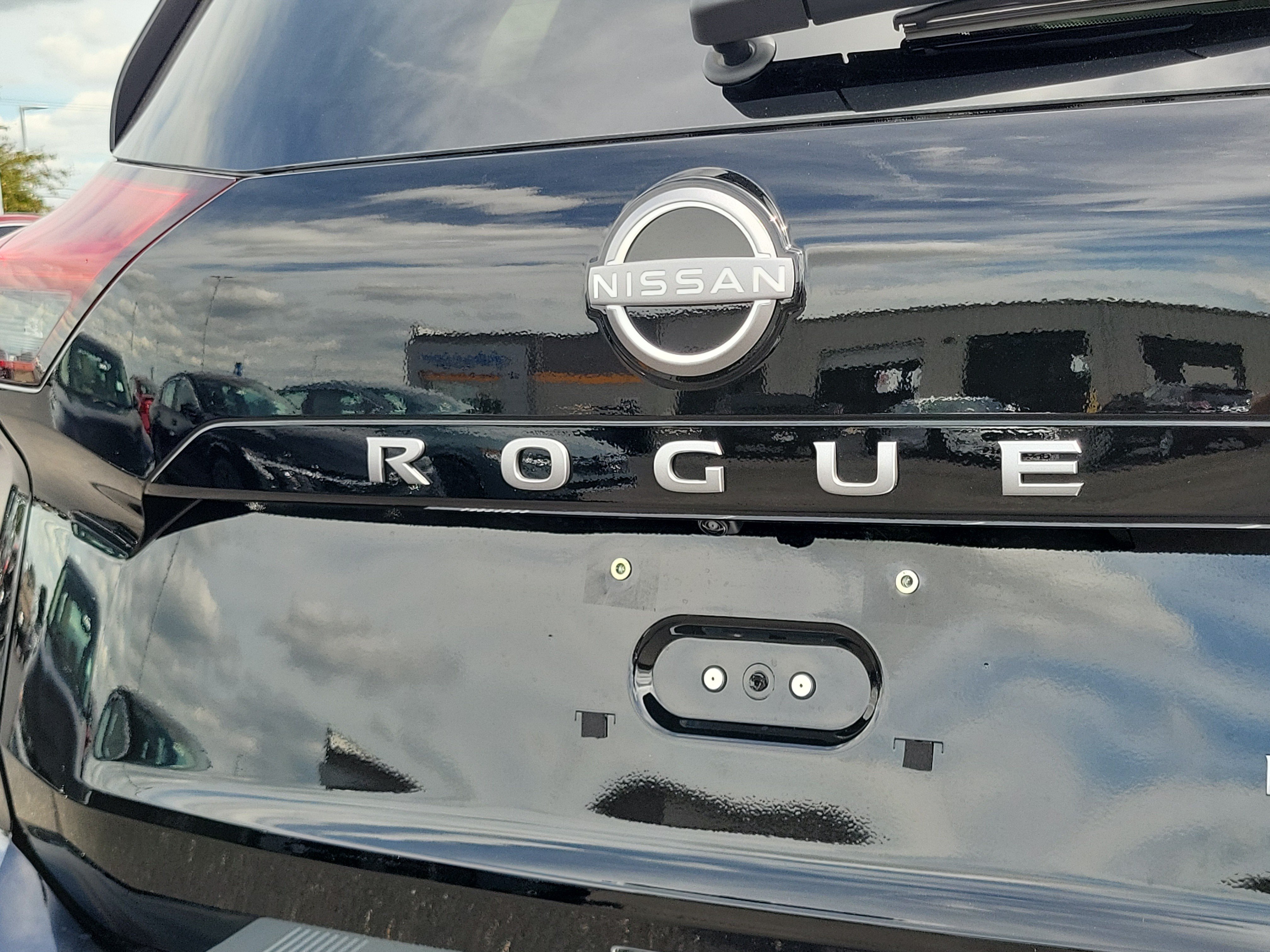 New 2026 Nissan Rogue Platinum w/ Platinum Premium Package AWD/4WD image 6