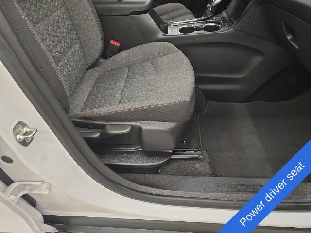 Used 2024 Chevrolet Equinox LT AWD/4WD image 10