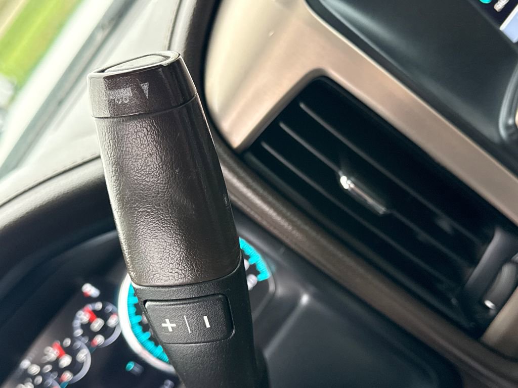 Used 2019 GMC Sierra 2500 Denali w/ Duramax Plus Package AWD/4WD image 21