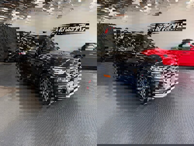 Used 2019 Audi SQ5 Prestige AWD/4WD image 1