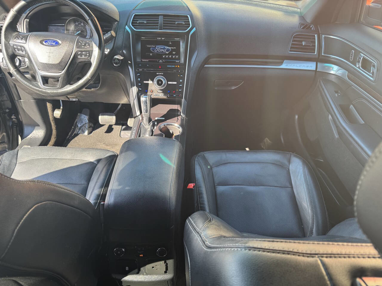 Used 2016 Ford Explorer Limited FWD image 40