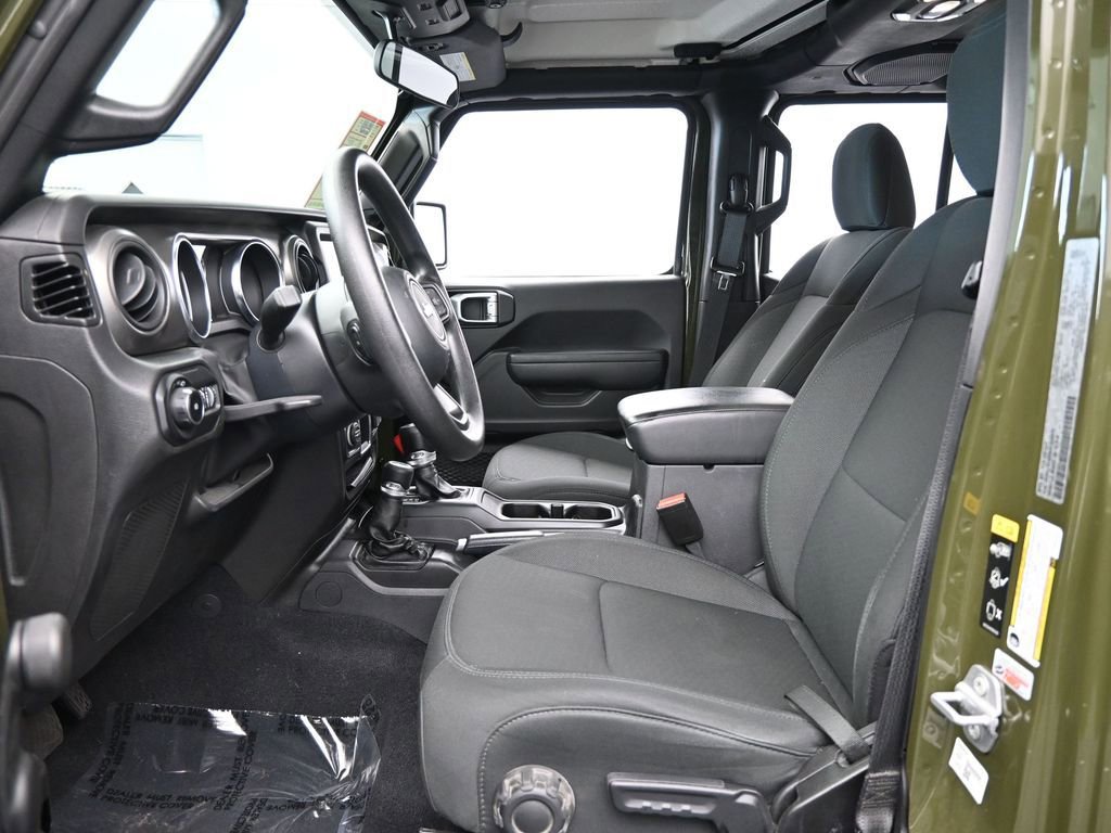 Used 2022 Jeep Wrangler Unlimited Sport image 11