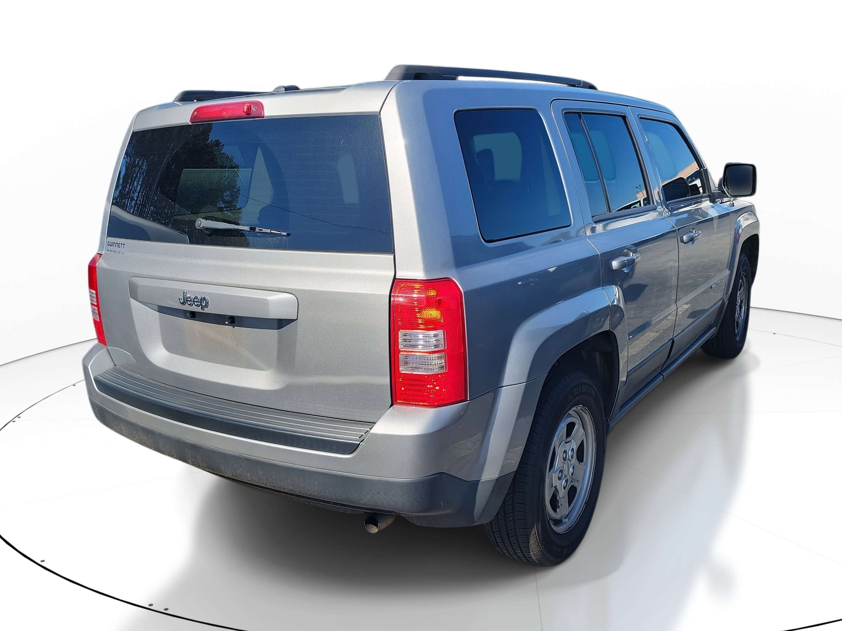 Used 2016 Jeep Patriot Sport w/ Power Value Group FWD image 6