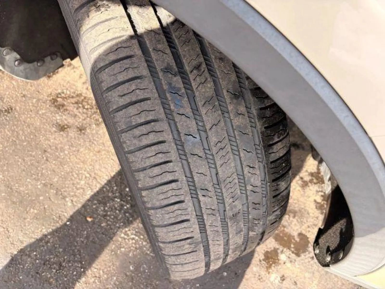 Used 2017 Lincoln MKX Reserve w/ Lincoln MKX Climate Package image 41