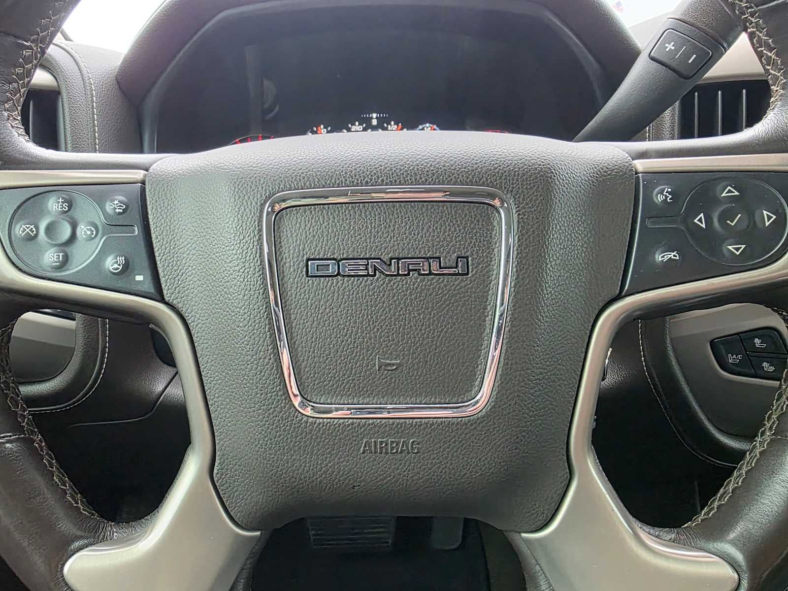 Used 2015 GMC Sierra 3500 Denali AWD/4WD image 24