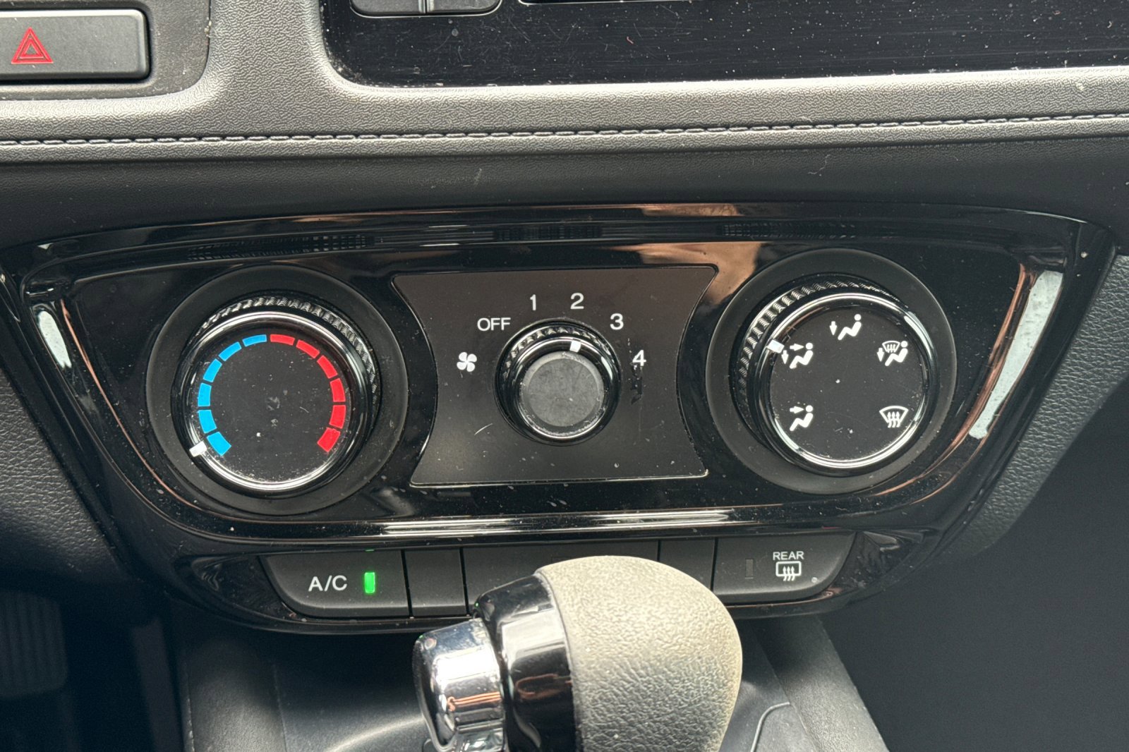 Used 2018 Honda HR-V LX image 25