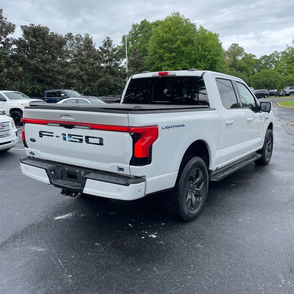 Used 2023 Ford F150 Lightning Lariat w/ Equipment Group 511A High image 5