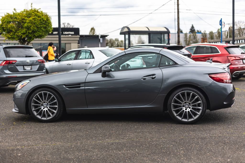 Used 2017 Mercedes-Benz SLC 300 image 13