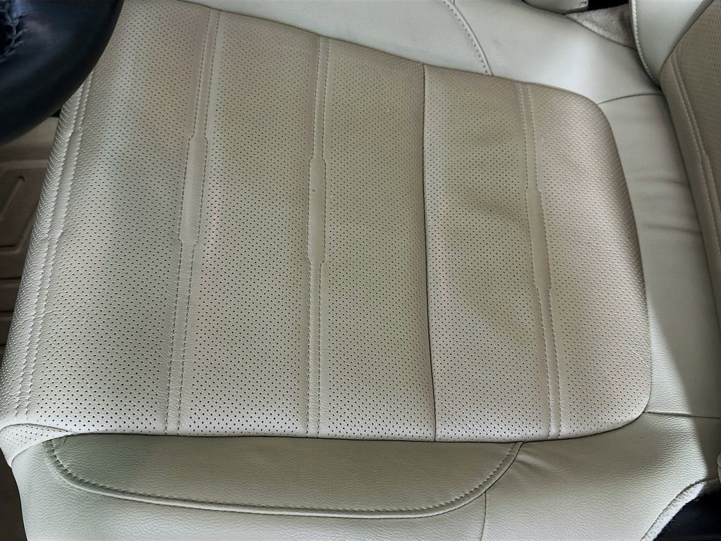 Used 2021 Honda CR-V EX-L image 19