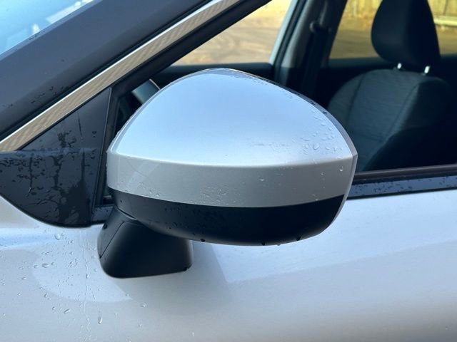 Used 2023 Nissan Rogue SV AWD/4WD image 11