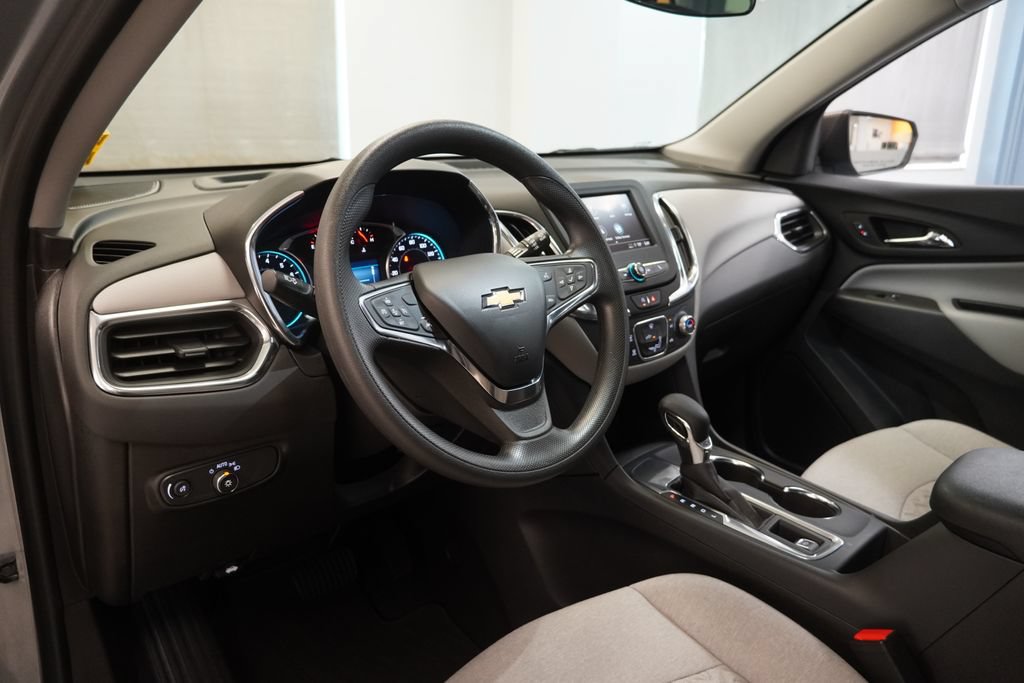 Used 2024 Chevrolet Equinox LS FWD image 6