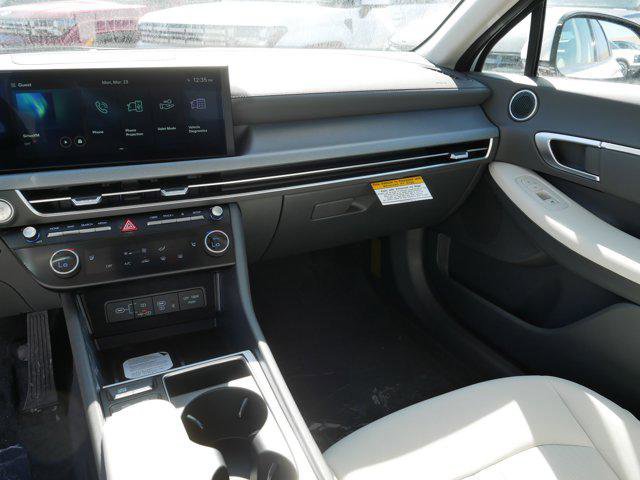 New 2026 Hyundai Sonata SEL AWD/4WD image 8