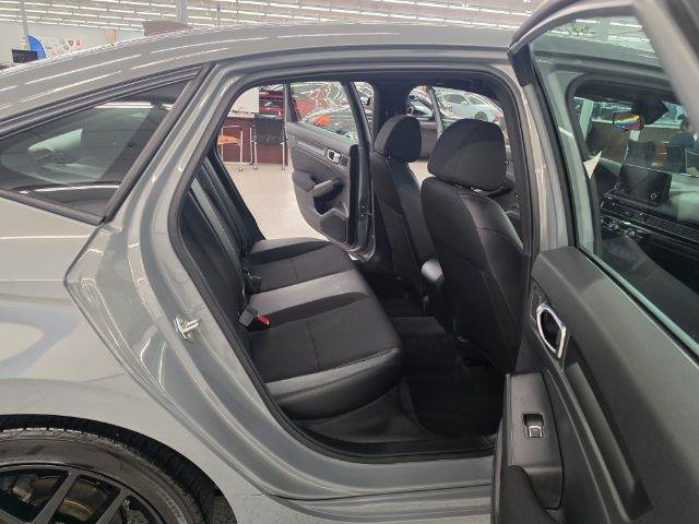 Used 2025 Honda Civic Sport image 11