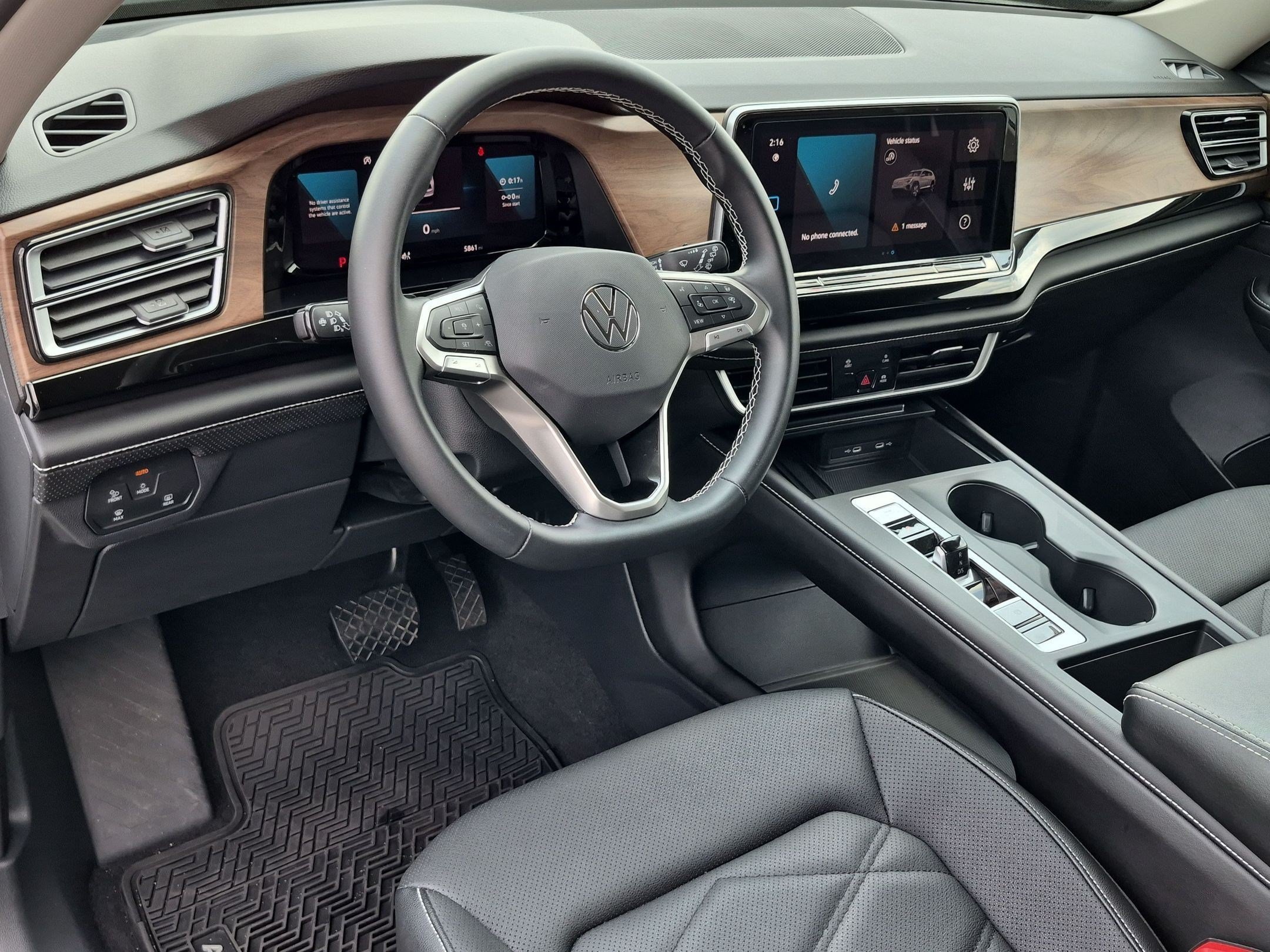 Used 2026 Volkswagen Atlas SE AWD/4WD image 16