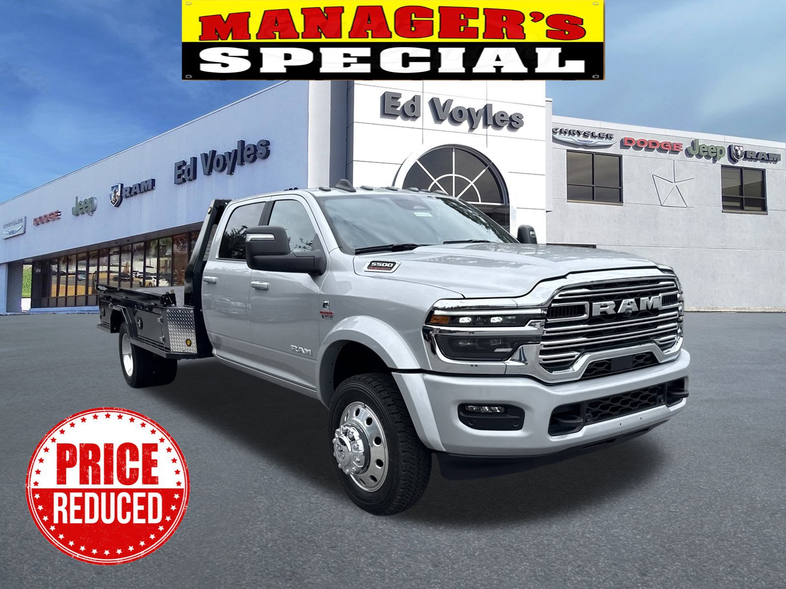 New 2026 RAM 5500 4x4 Crew Cab w/ Laramie Trim Package image 1