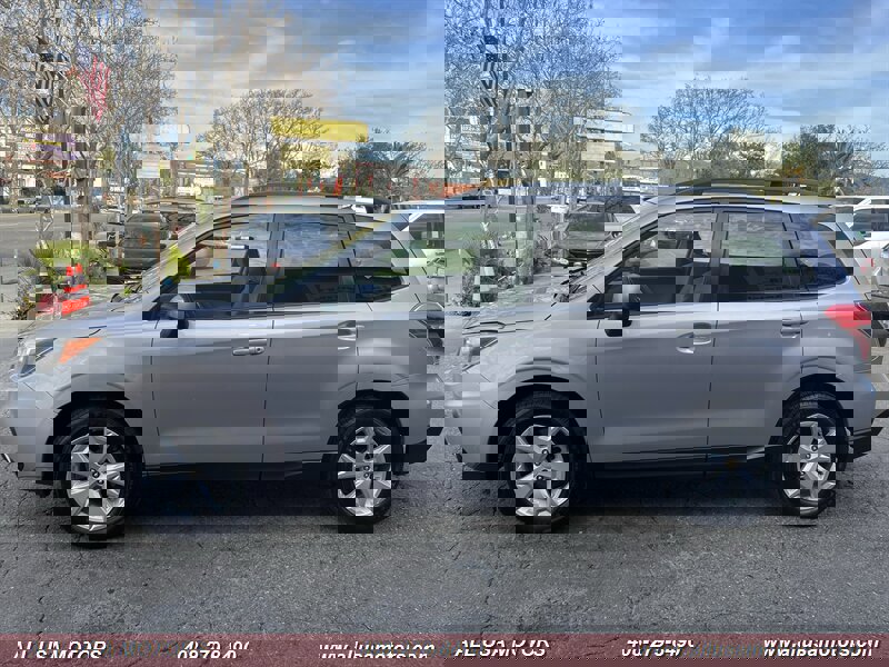 Used 2015 Subaru Forester 2.5i Premium image 6