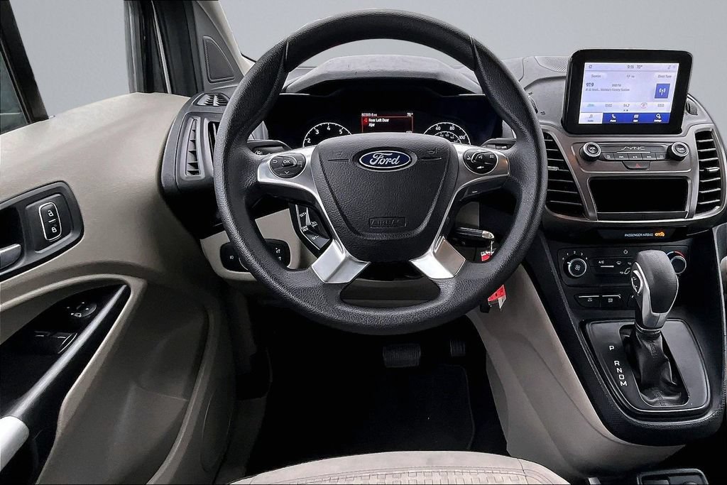 Used 2023 Ford Transit Connect XLT FWD image 5