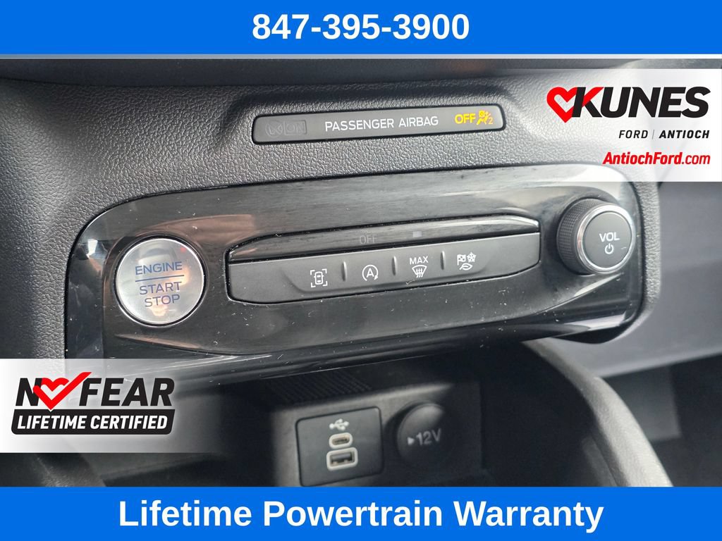 Certified 2025 Ford Escape Platinum AWD/4WD image 43