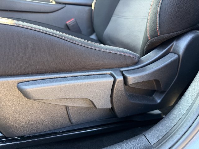 Used 2025 Nissan Sentra SR FWD image 16