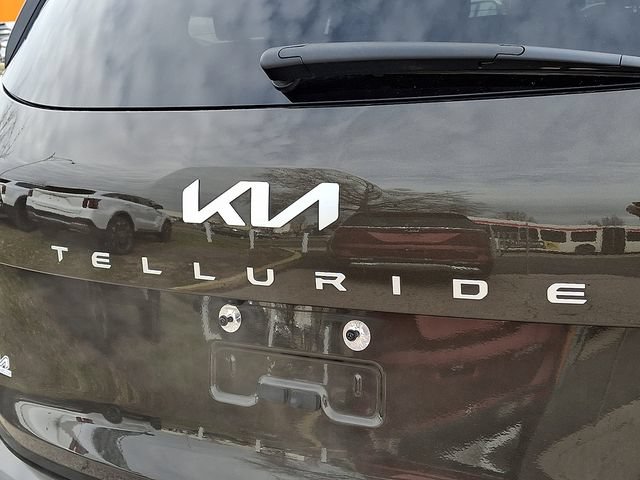Used 2024 Kia Telluride EX X-Line AWD/4WD image 32