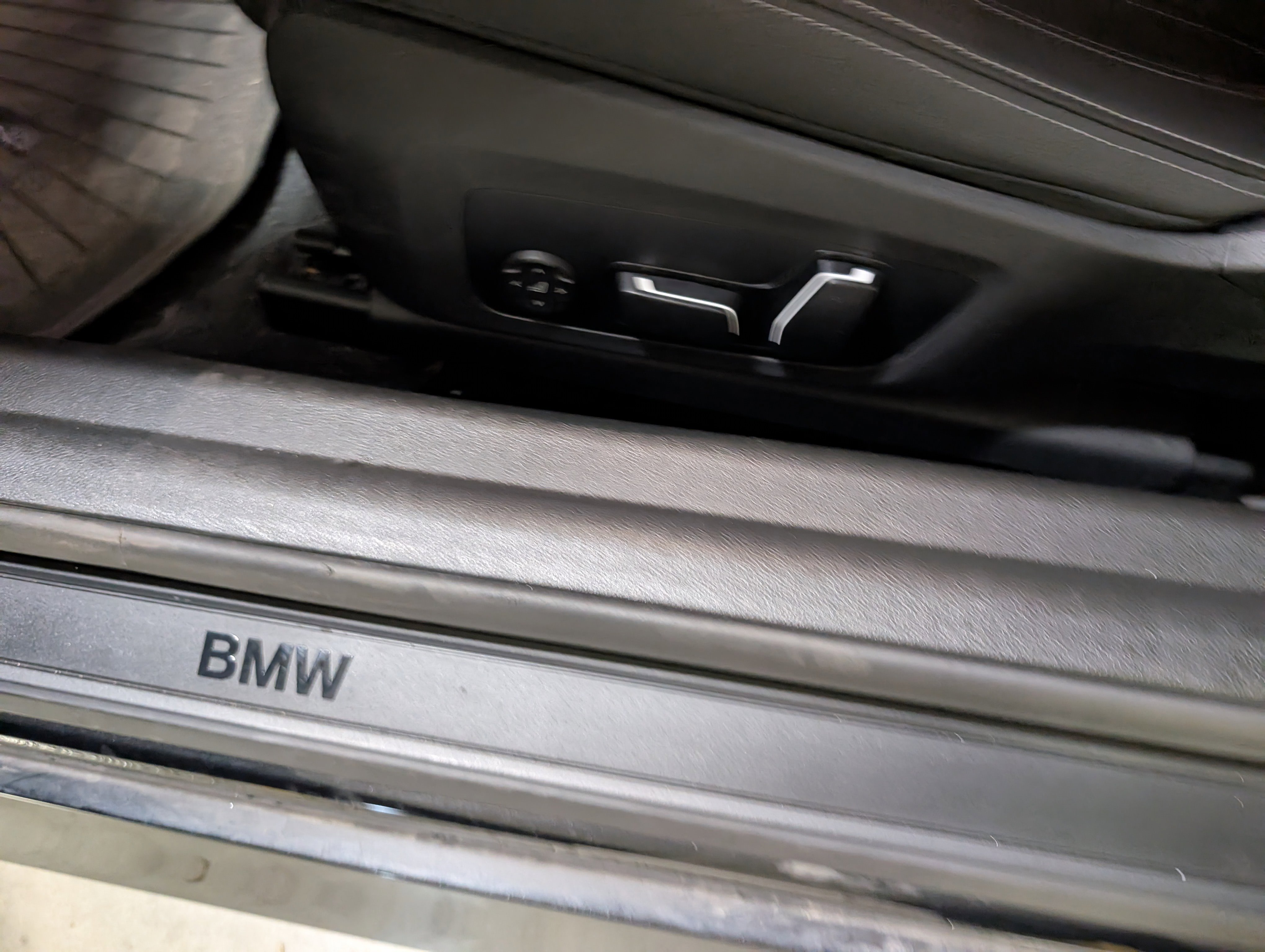 Used 2024 BMW 230i xDrive Coupe w/ Convenience Package image 13