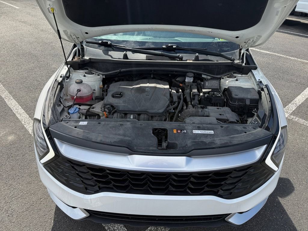 Used 2024 Kia Sportage LX image 26