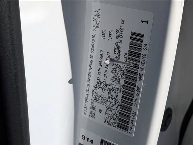 Used 2024 Toyota Tacoma SR image 23