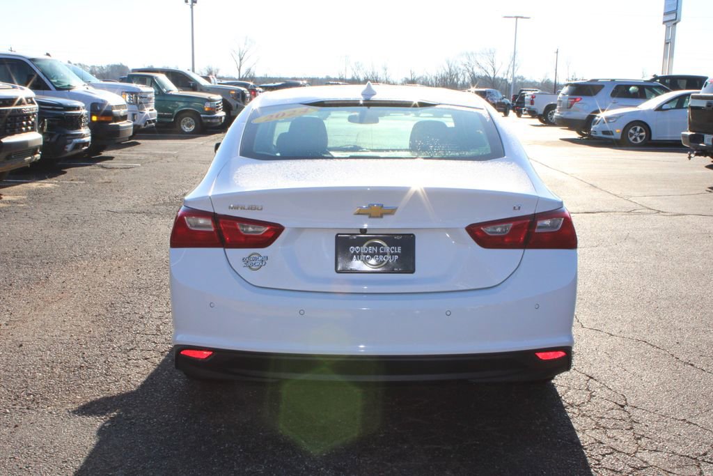 Used 2024 Chevrolet Malibu LT image 8