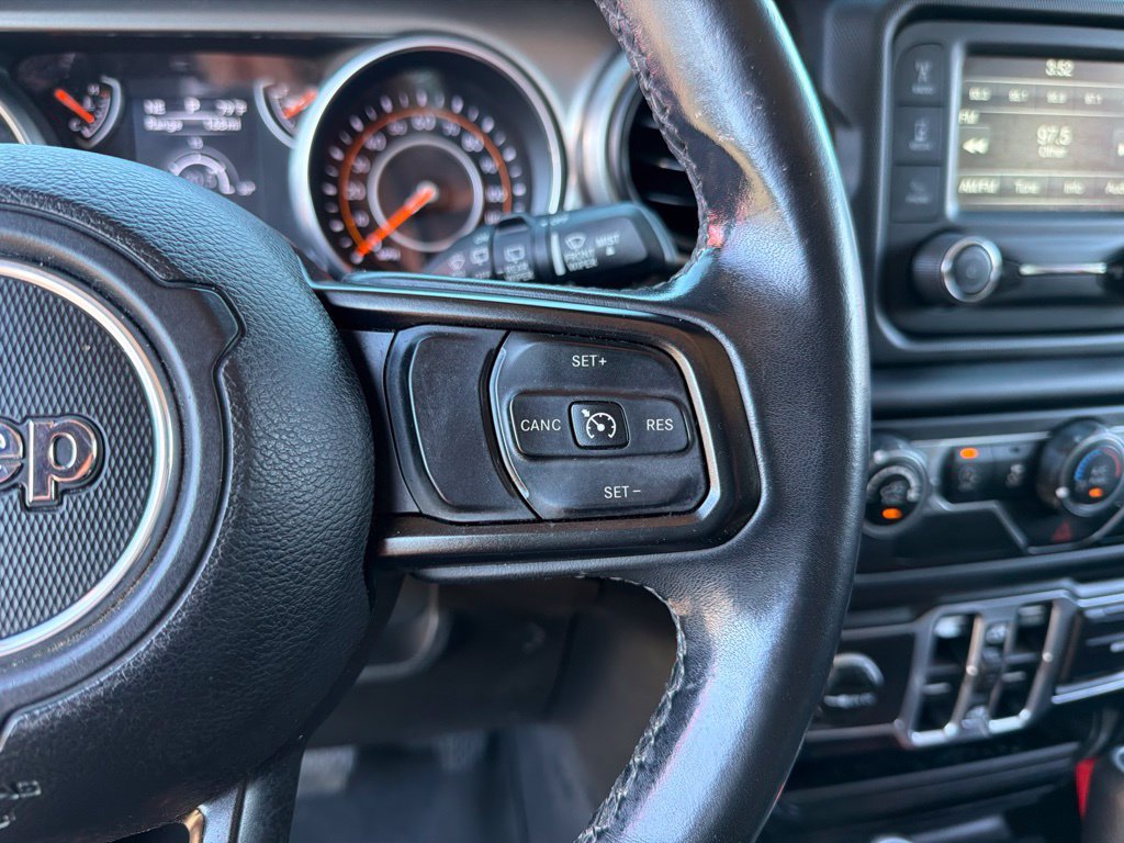 Used 2018 Jeep Wrangler Unlimited Sport S AWD/4WD image 17
