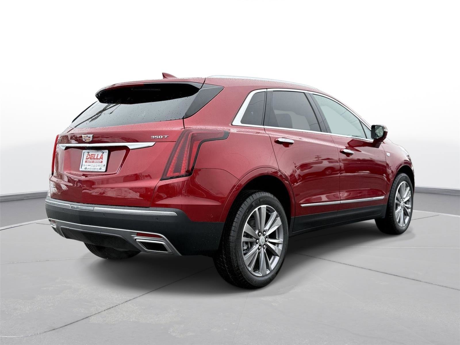 New 2026 Cadillac XT5 Premium Luxury w/ Driver Assist Package image 5