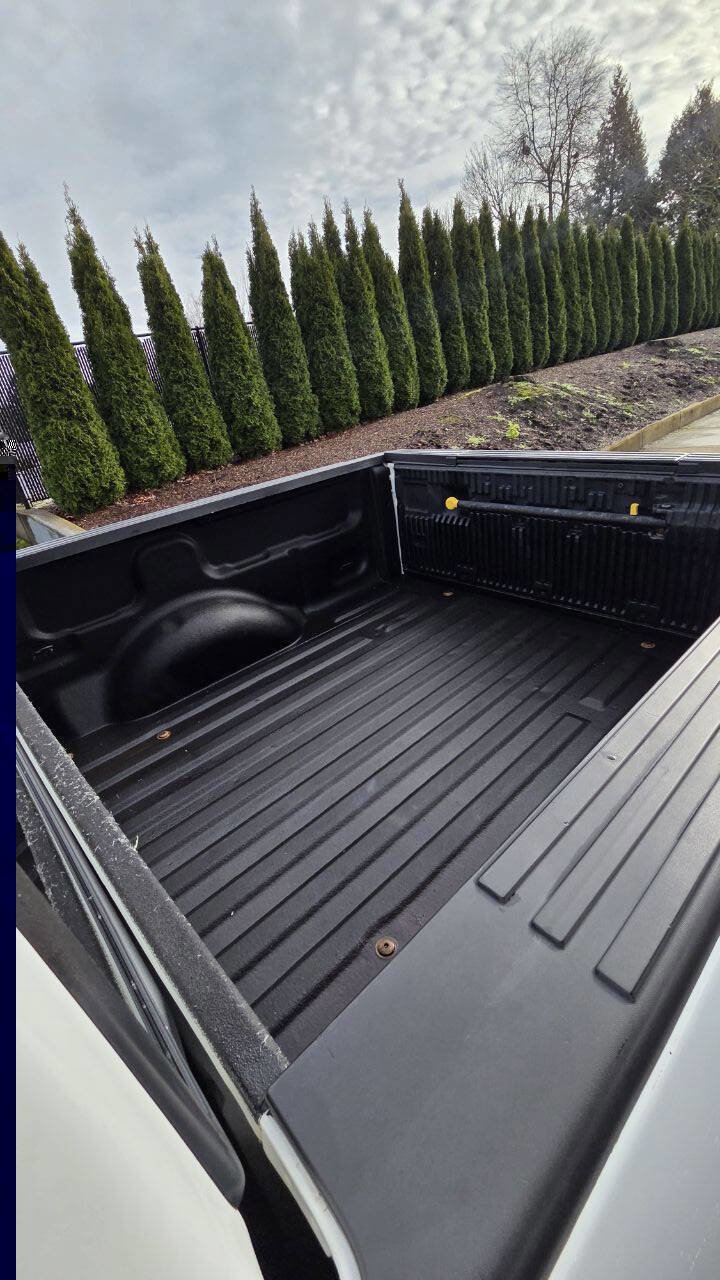 Used 2014 Ford F150 Raptor w/ Equipment Group 801A Luxury image 11