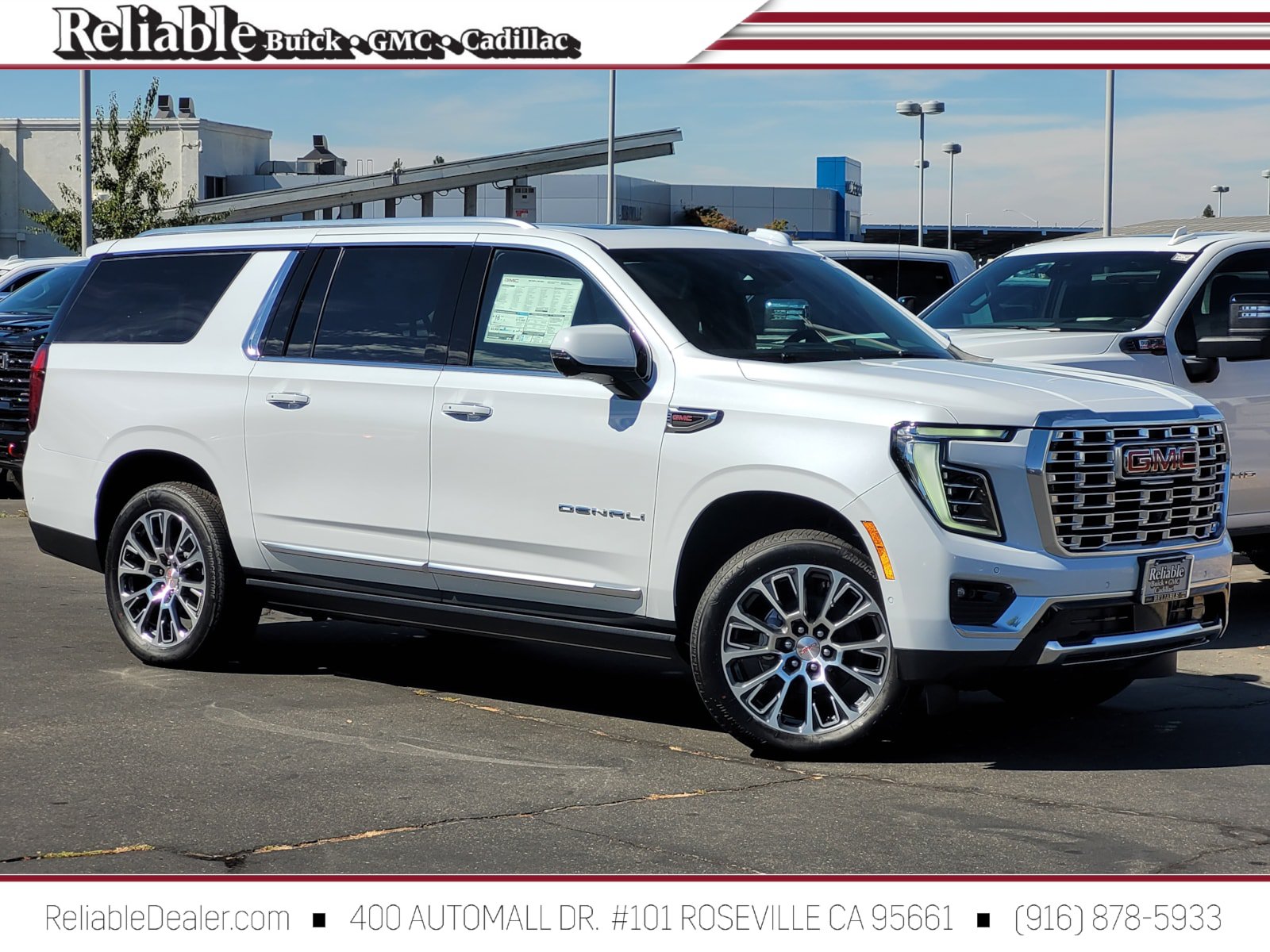 New 2026 GMC Yukon XL Denali w/ Denali Reserve Package AWD/4WD image 1