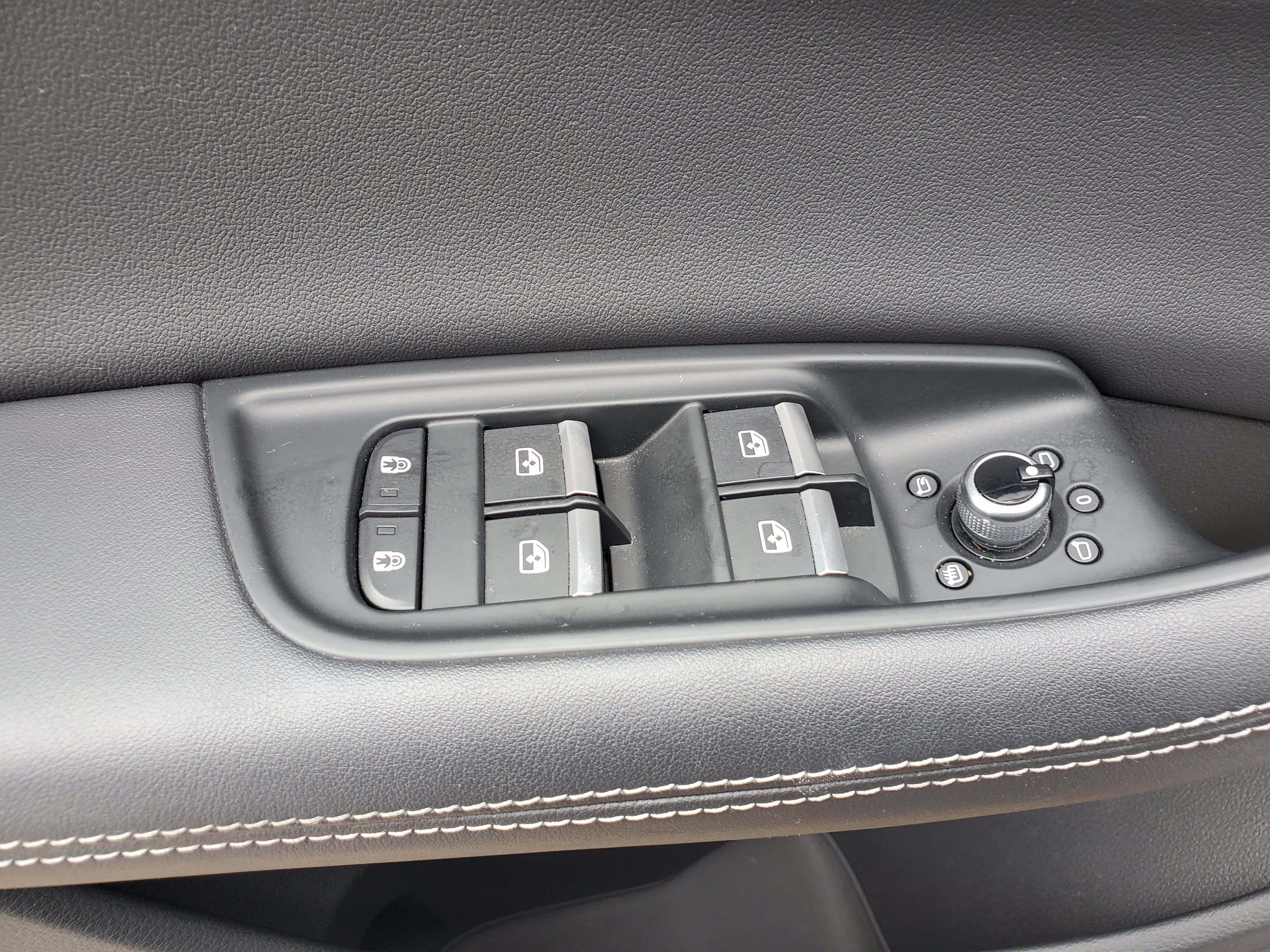 Used 2025 Audi Q7 3.0T Premium Plus AWD/4WD image 28