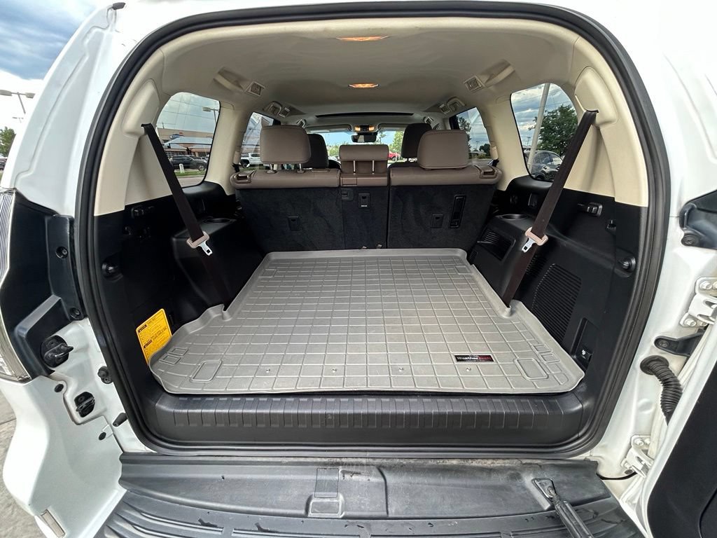 Used 2022 Lexus GX 460 Premium w/ Premium Package AWD/4WD image 28