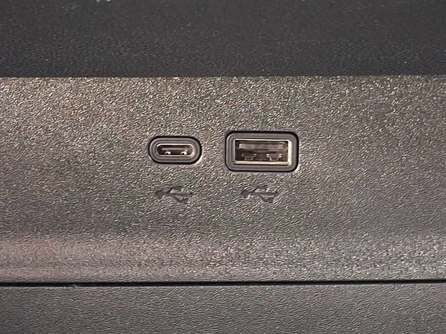 Used 2026 Chevrolet Equinox LT FWD image 24