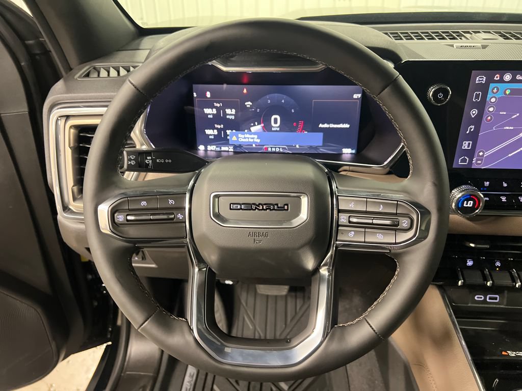 New 2026 GMC Canyon Denali w/ LPO, Denali Black Edition AWD/4WD image 19