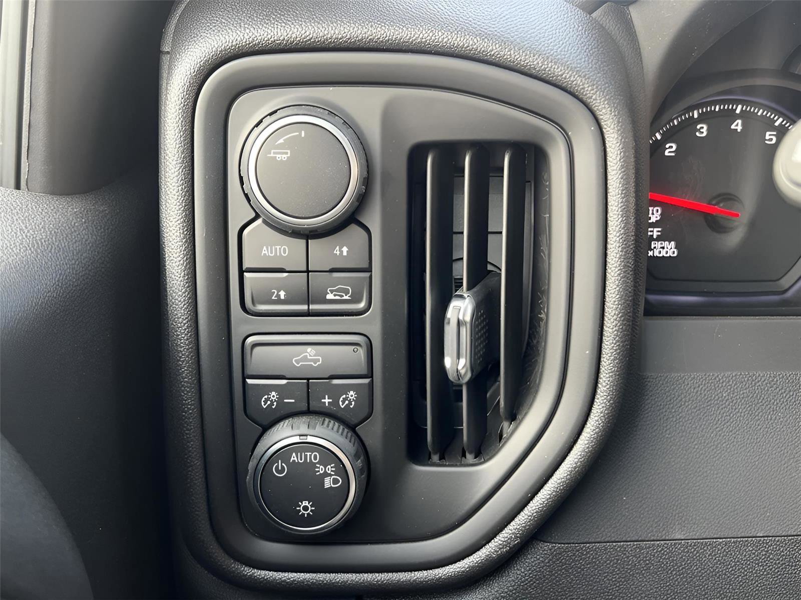 New 2025 Chevrolet Silverado 1500 W/T w/ WT Value Package image 24