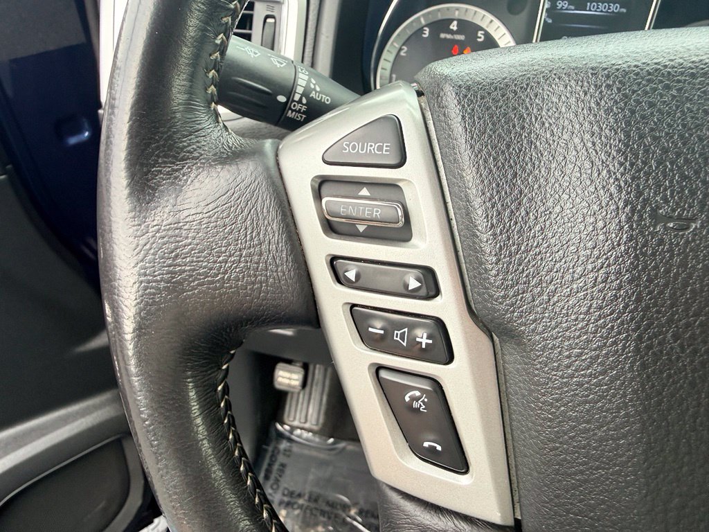 Used 2018 Nissan Titan PRO-4X AWD/4WD image 25