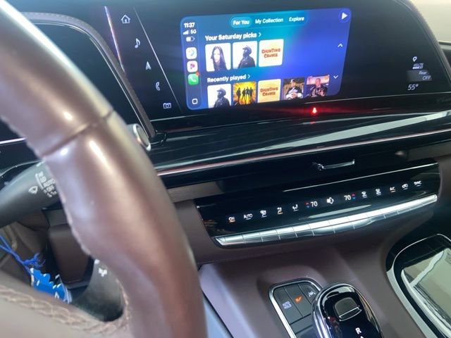 Used 2023 Cadillac Escalade V w/ Heavy-Duty Trailer Package image 12