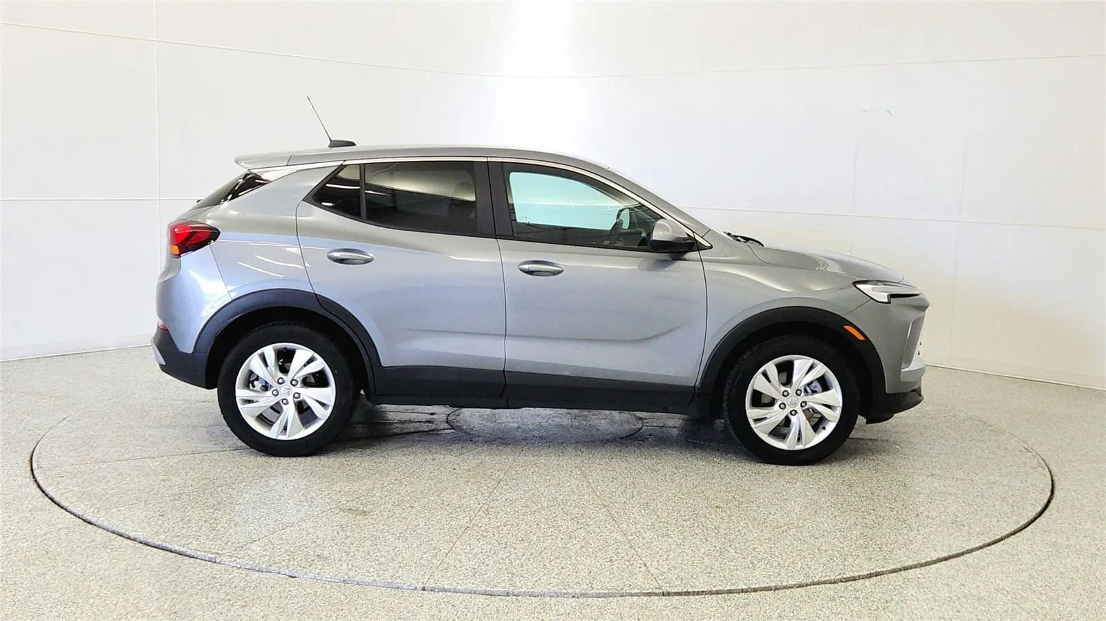 Used 2025 Buick Encore GX Preferred FWD image 8