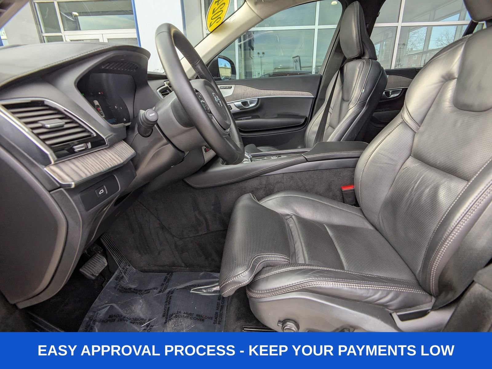 Used 2024 Volvo XC90 B6 Ultimate w/ Lounge Package image 12